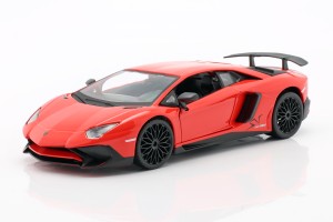 Lamborghini Avent...