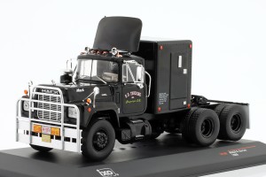 Mack R-Series Sat...