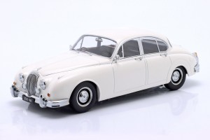 Daimler 250 V8 RH...