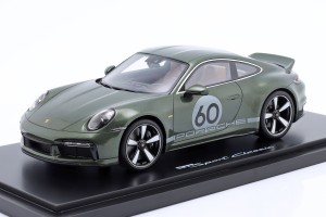 Porsche 911 (992)...