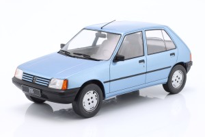Peugeot 205 Bauja...