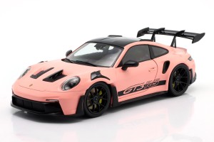 Porsche 911 (992)...
