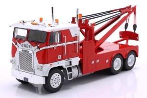 Freightliner FLA ...
