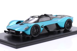 Aston Martin Valk...