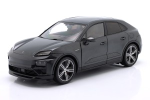 Porsche Macan Tur...