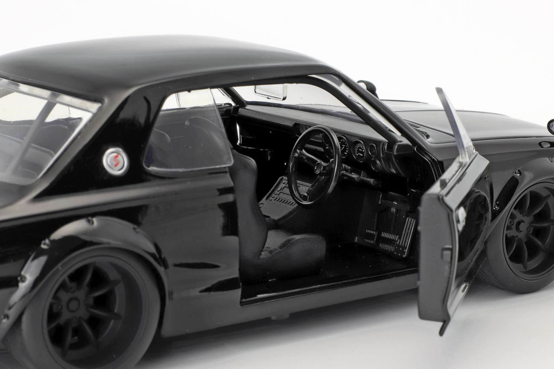 Brian's Nissan Skyline 2000 GTR Film Fast & Furious Five (2011) schwarz  Jada Toys