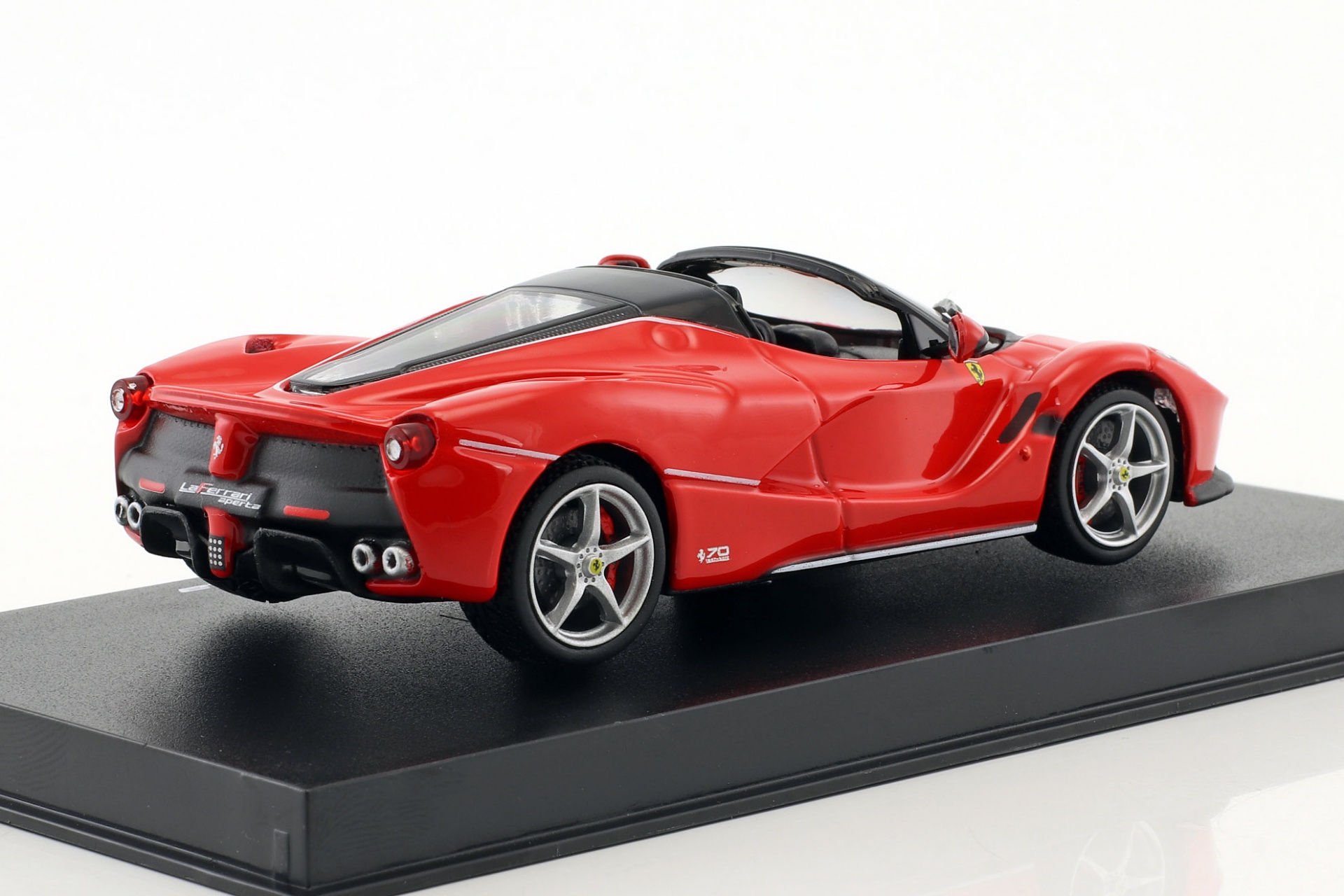 Ferrari LaFerrari Aperta rot   Signature