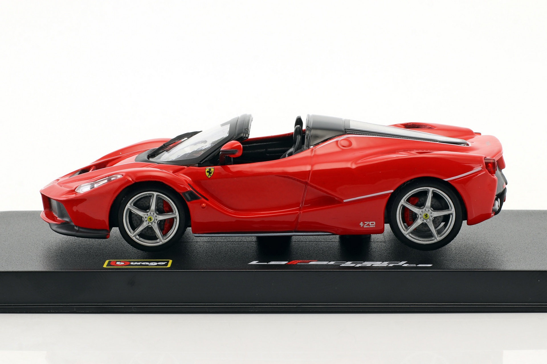 Ferrari LaFerrari Aperta rot   Signature