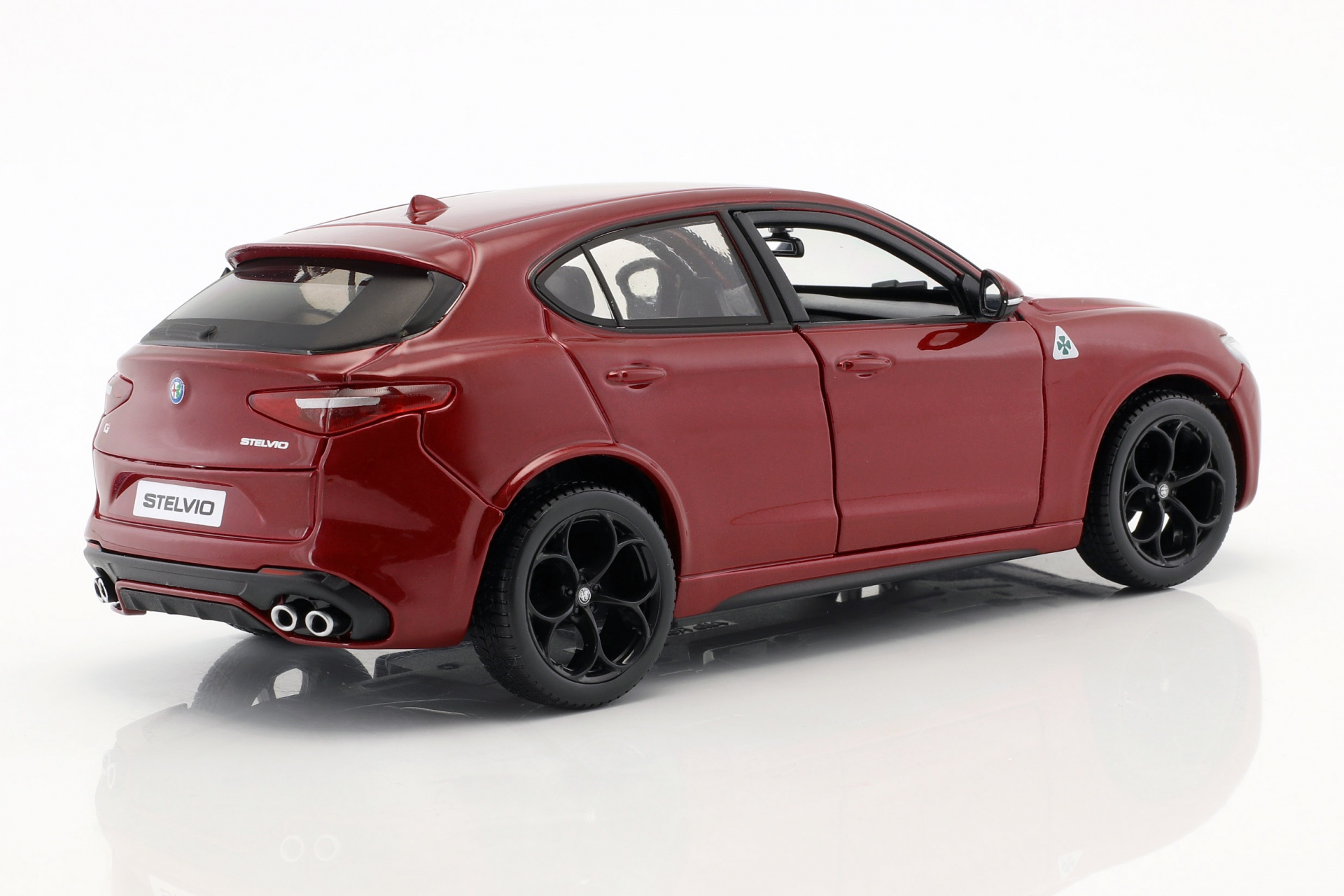 Alfa Romeo Stelvio Baujahr 2017 rot  
