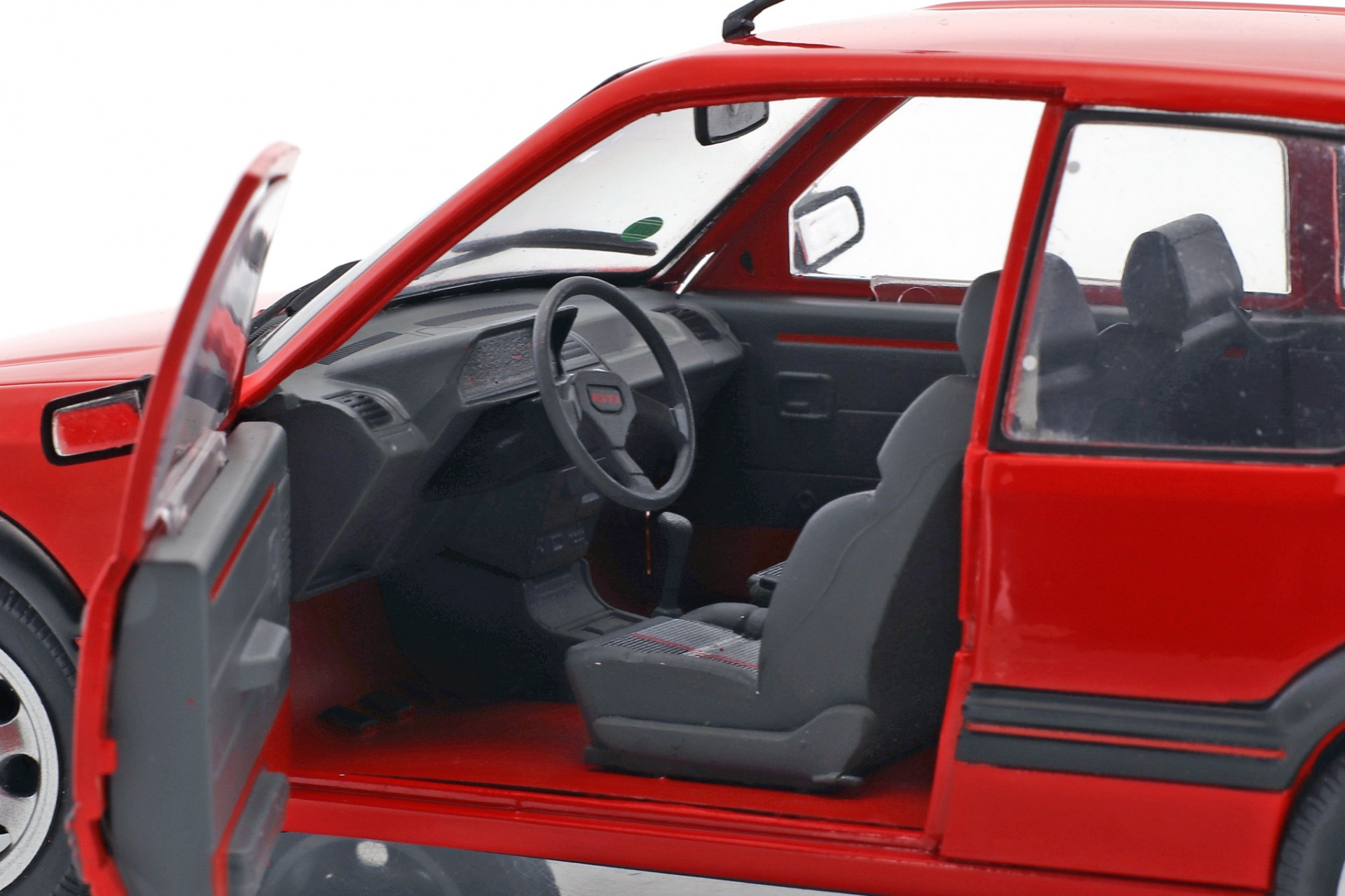 Peugeot 205 GTI MK1 Baujahr 1988 rot  