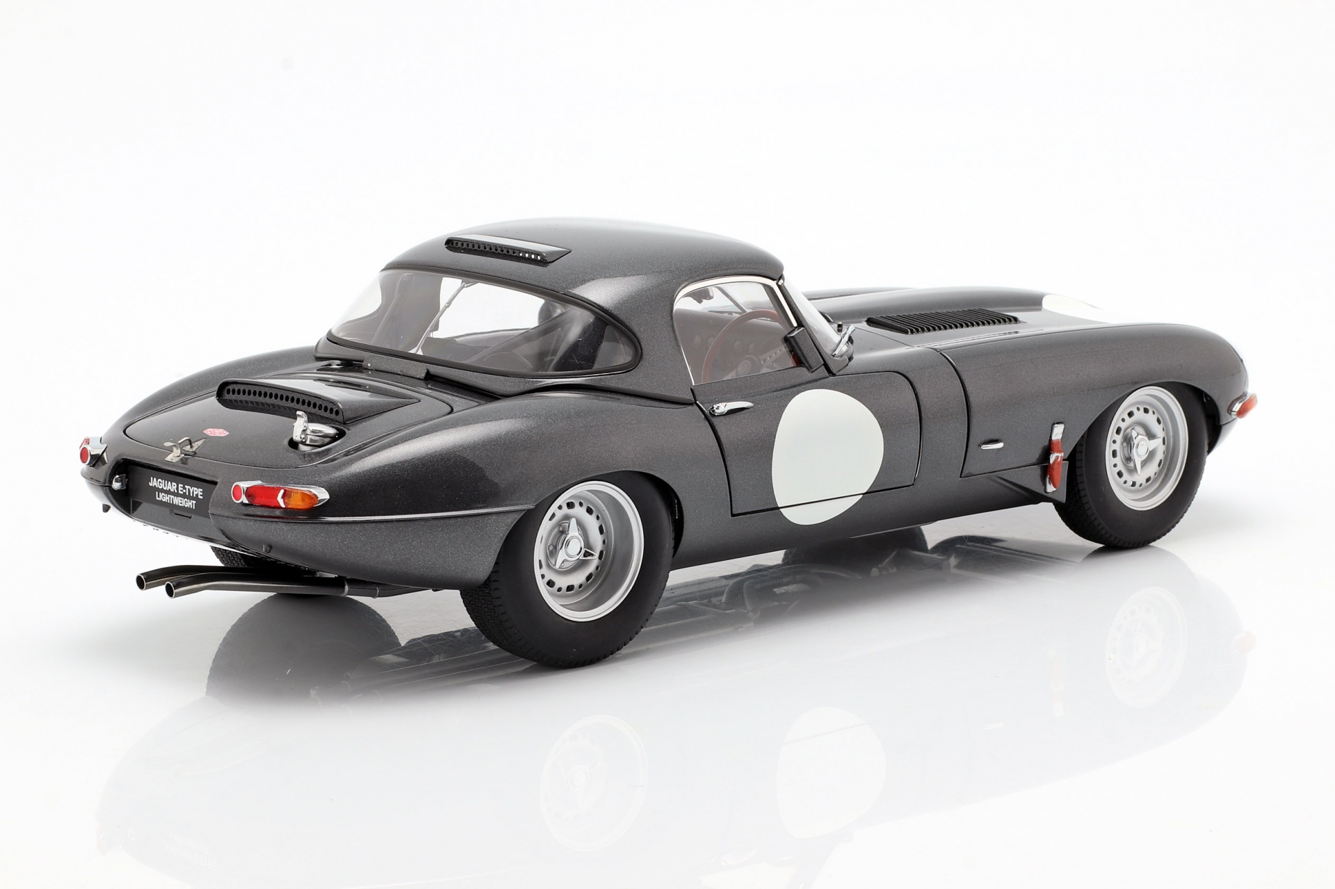 Jaguar Lightweight E-Type mit abnehmbarem Dach Baujahr 2015 dunkelgrau  