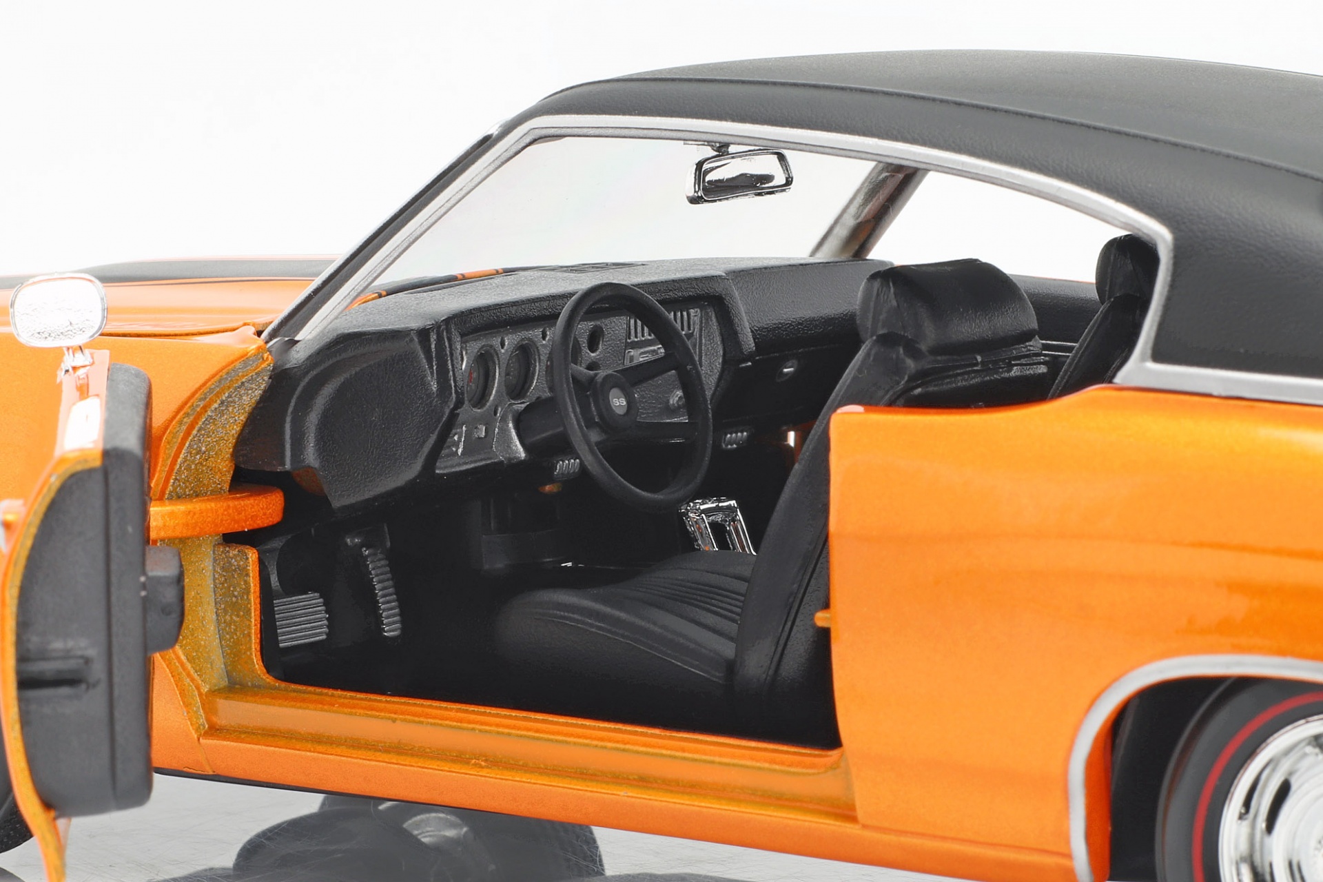 Chevrolet Chevelle SS 454 Sport Coupe 1971 orange metallic / schwarz  