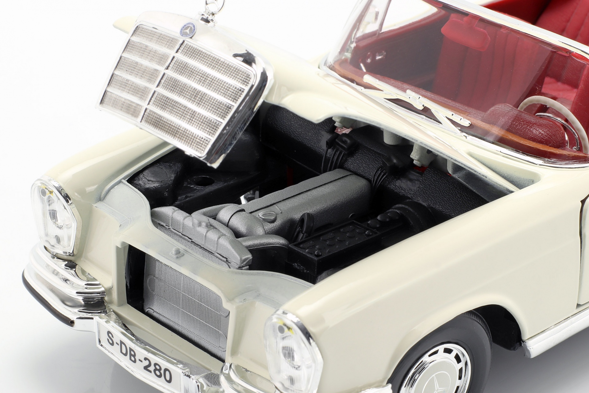 Mercedes-Benz 280 SE Baujahr 1967 cremewei&szlig;  