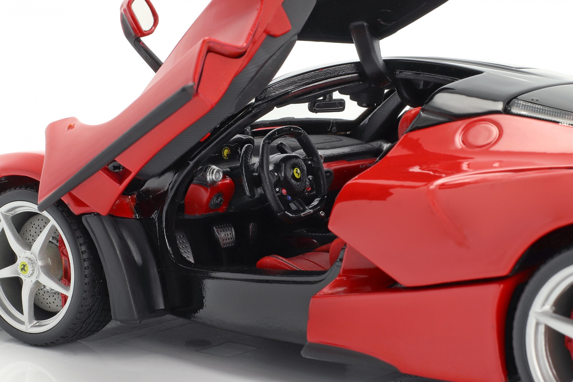 Ferrari LaFerrari rot  BBurago Signature