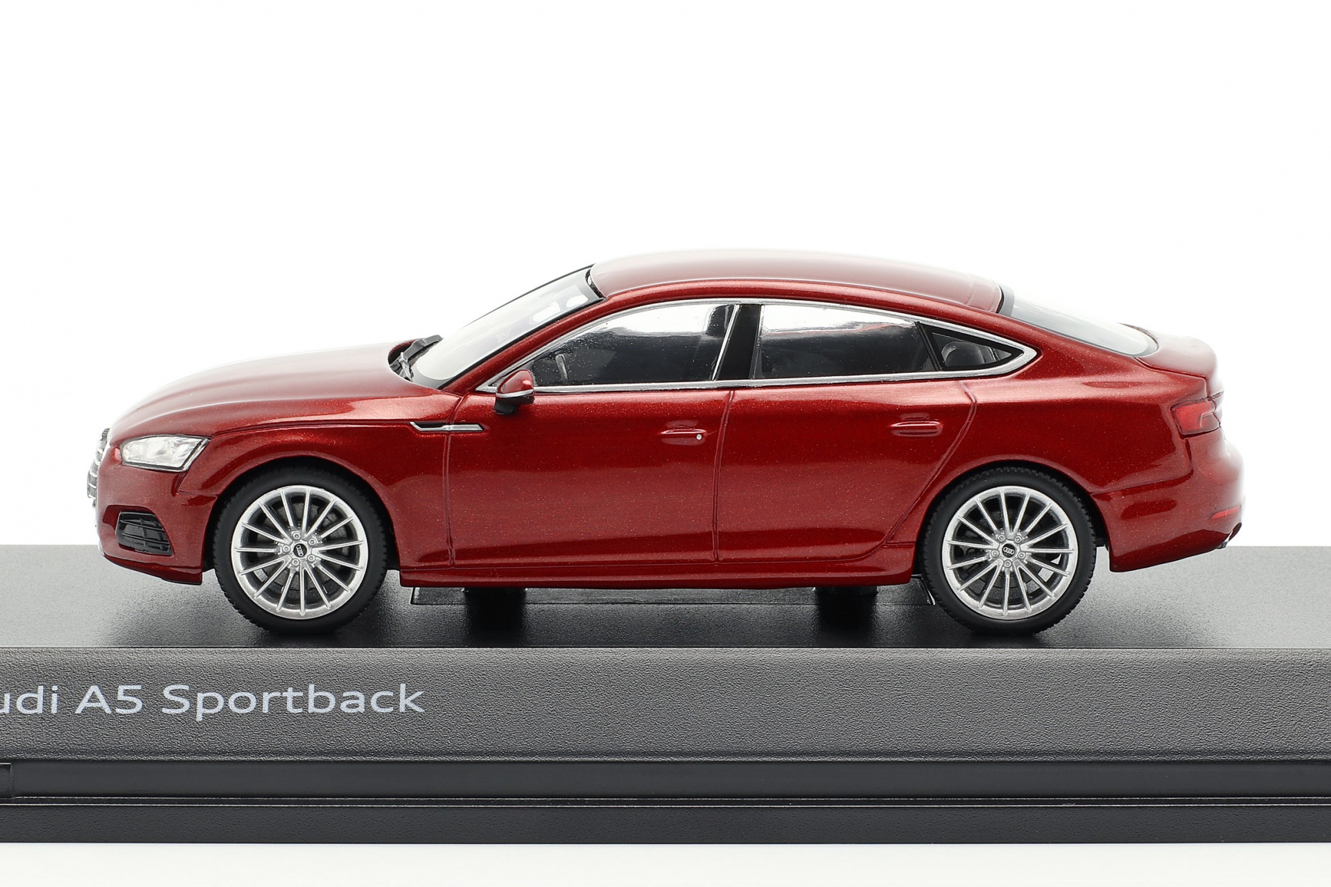Audi A5 Sportback Baujahr 2017 matador rot  