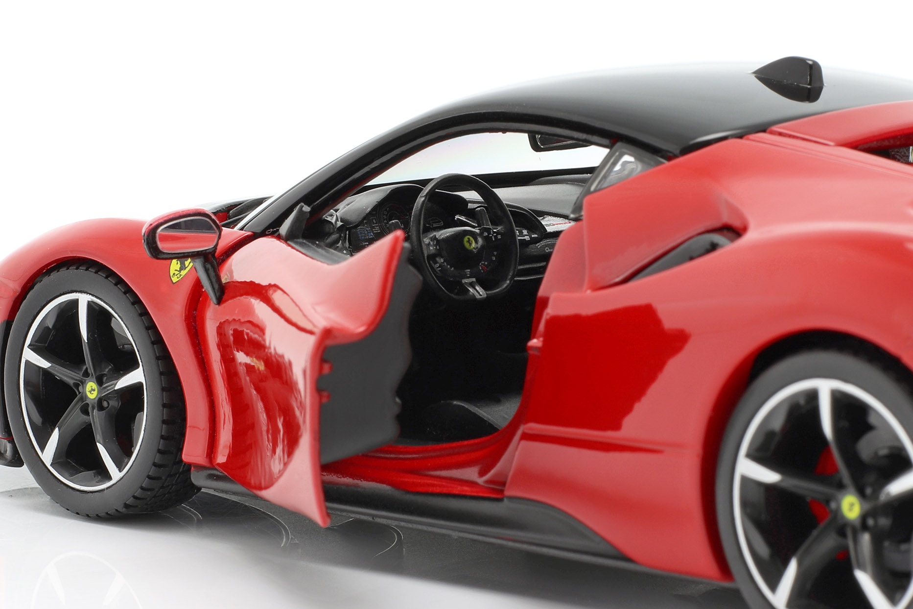 Ferrari SF90 Stradale Baujahr 2019 rot  