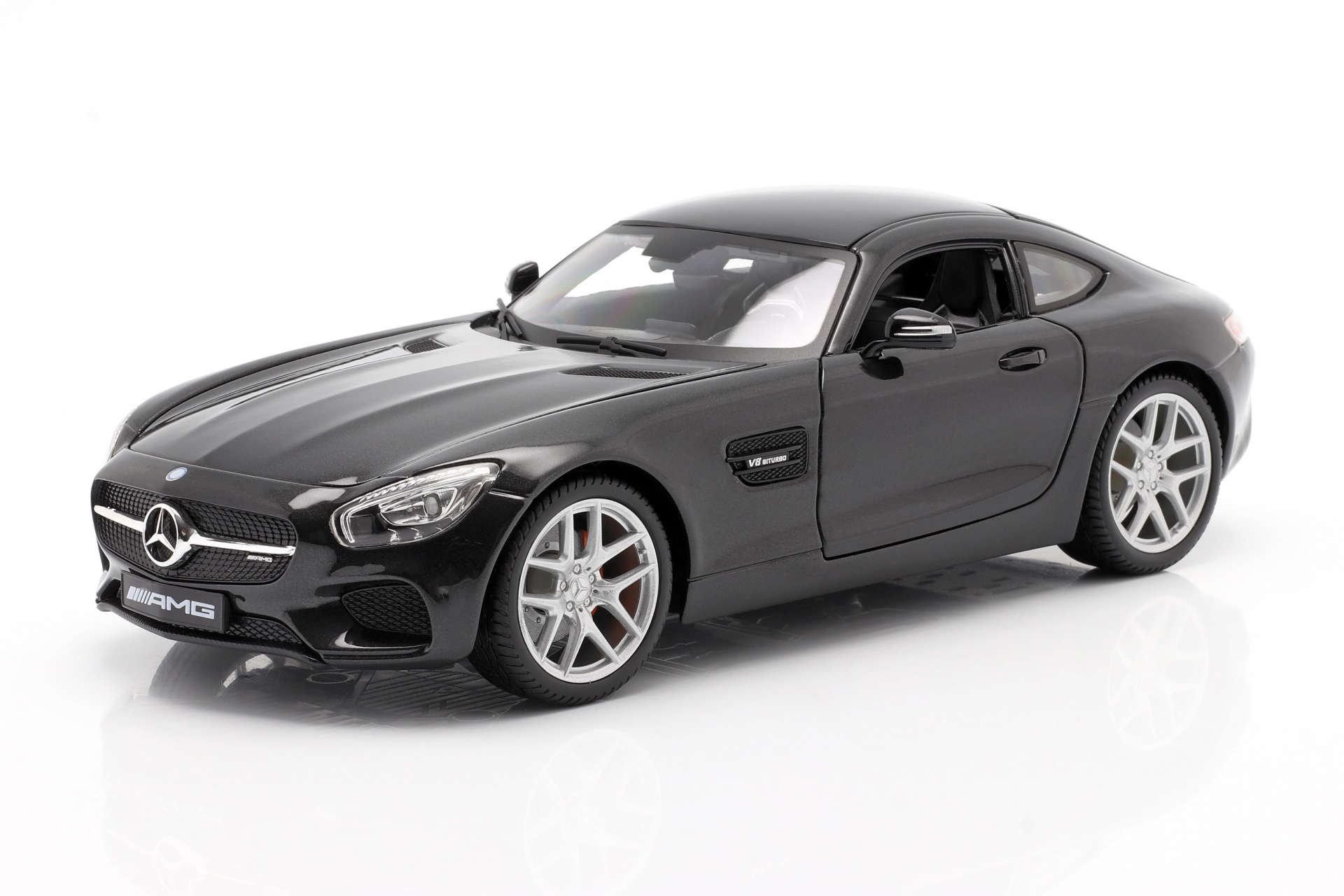 Mercedes-Benz AMG GT (C190) schwarz metallic  