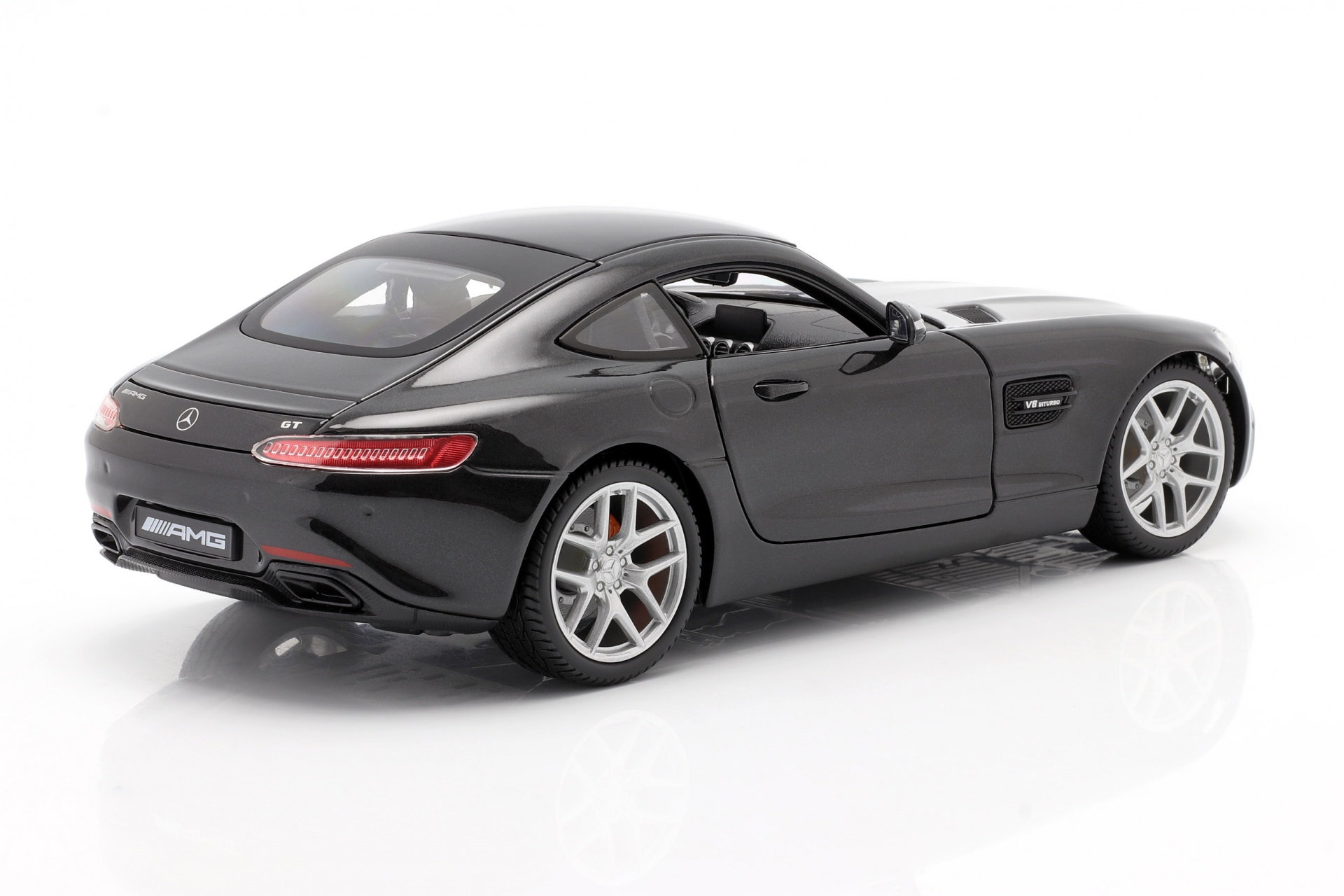 Mercedes-Benz AMG GT (C190) schwarz metallic  