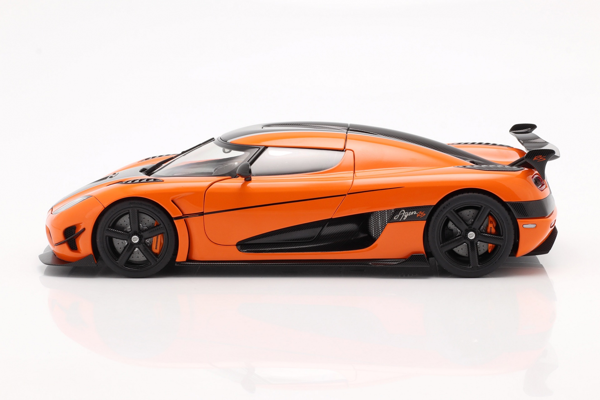 Koenigsegg Agera RS Baujahr 2015 orange / carbon  