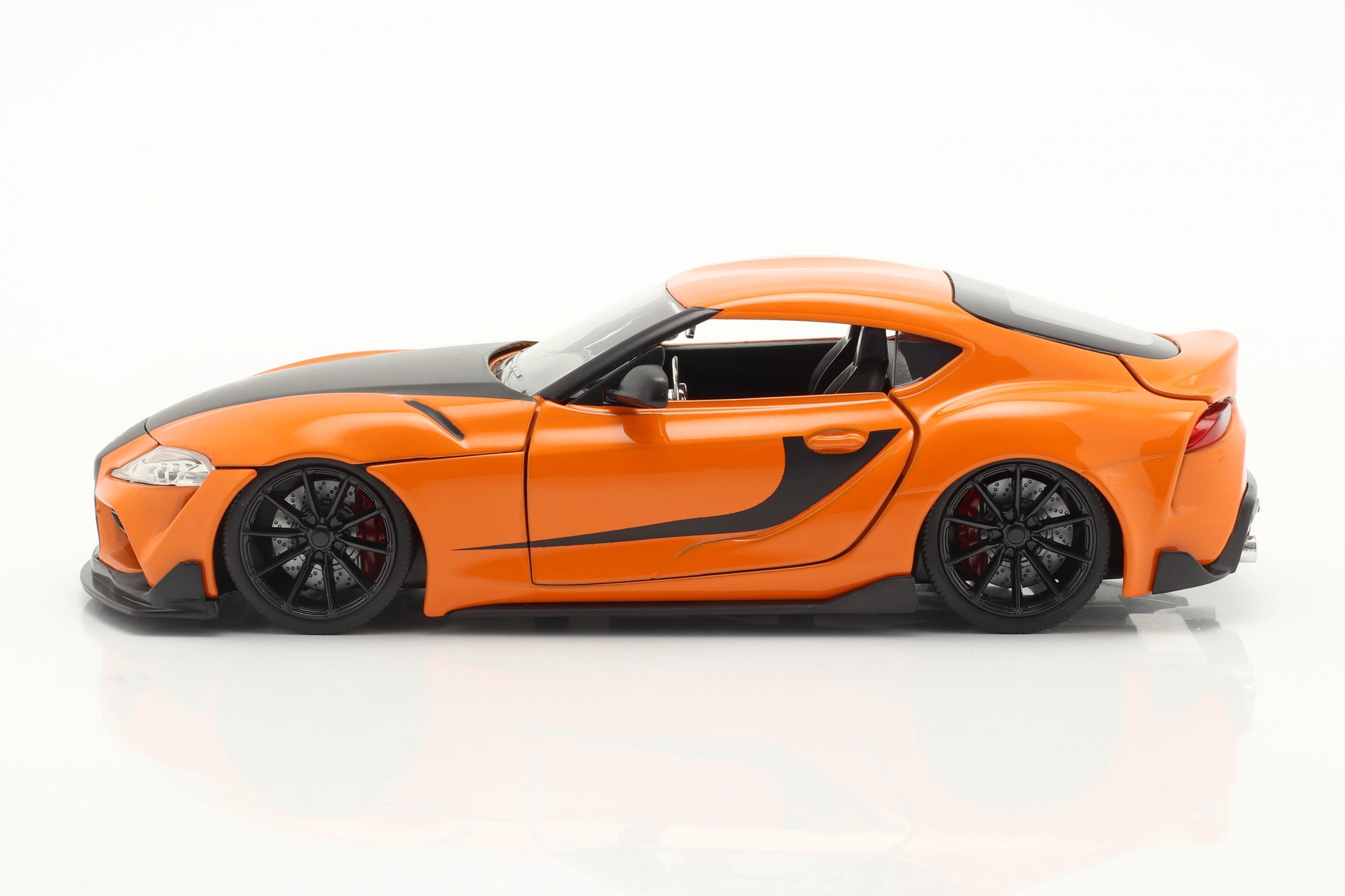 Han's Toyota GR Supra Fast & Furious 9 (2021) orange / schwarz  Jada Toys