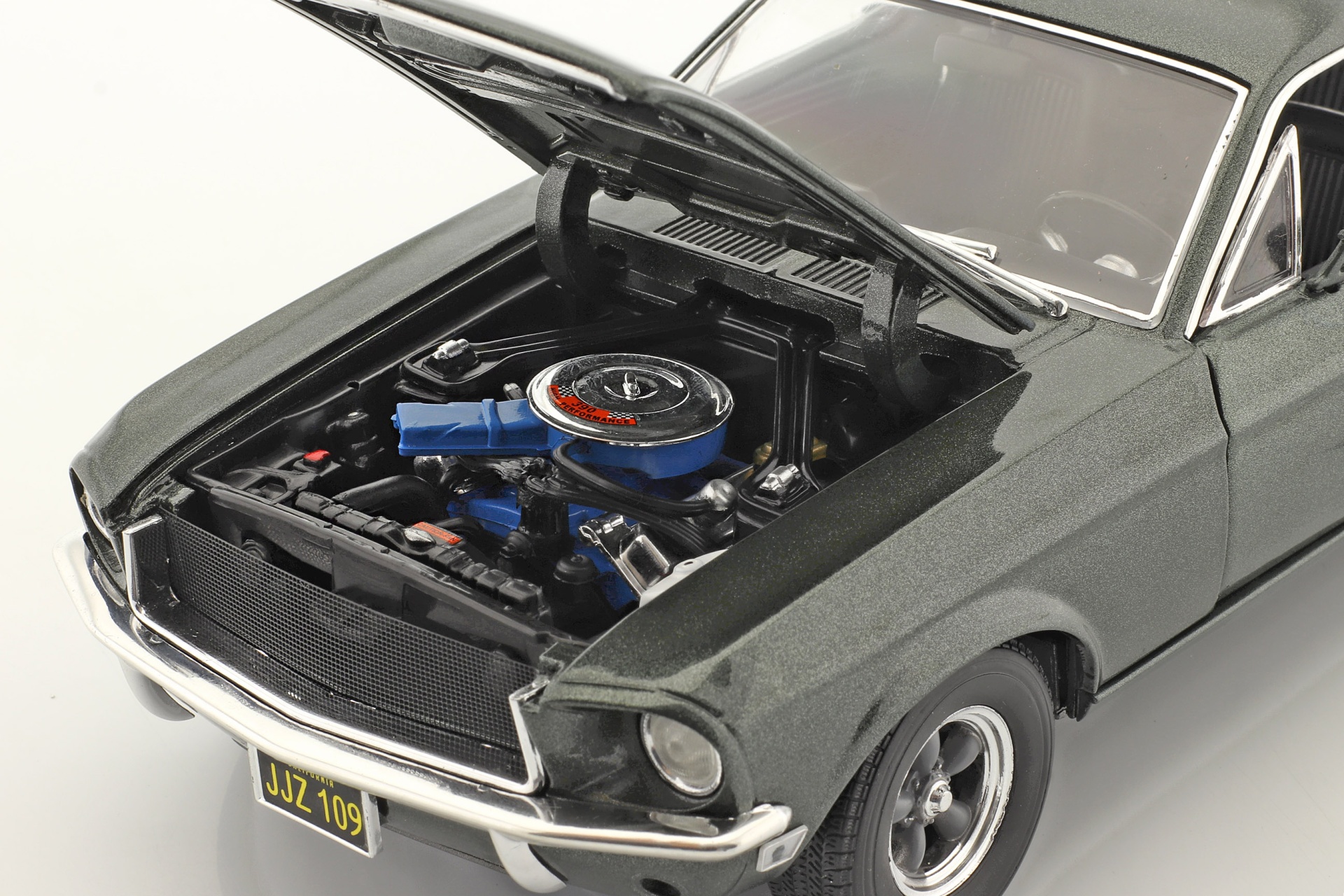 Ford Mustang GT Baujahr 1968 dunkelgr&uuml;n metallic  