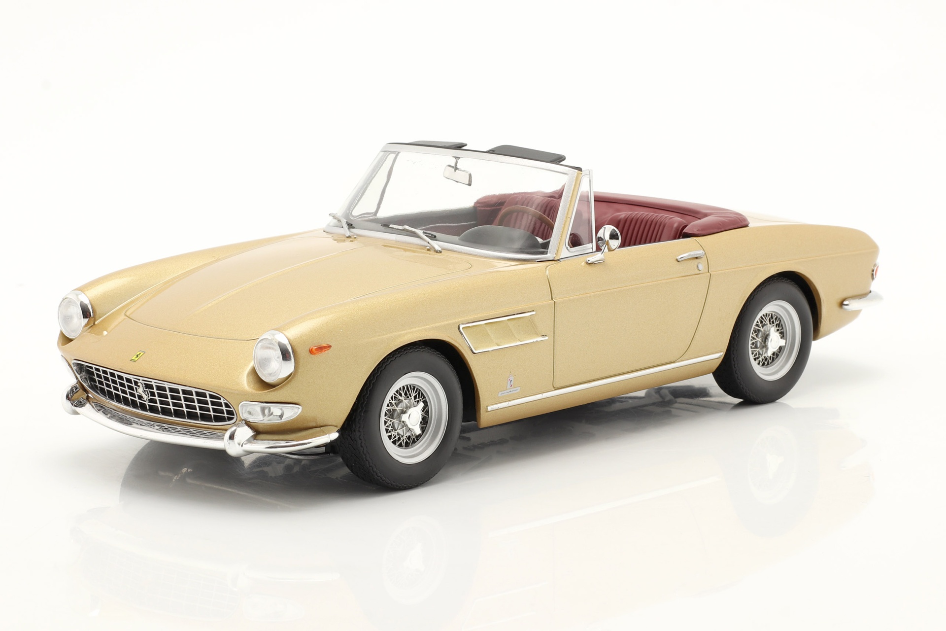 Ferrari 275 GTS Pininfarina Spyder 1964 gold metallic  