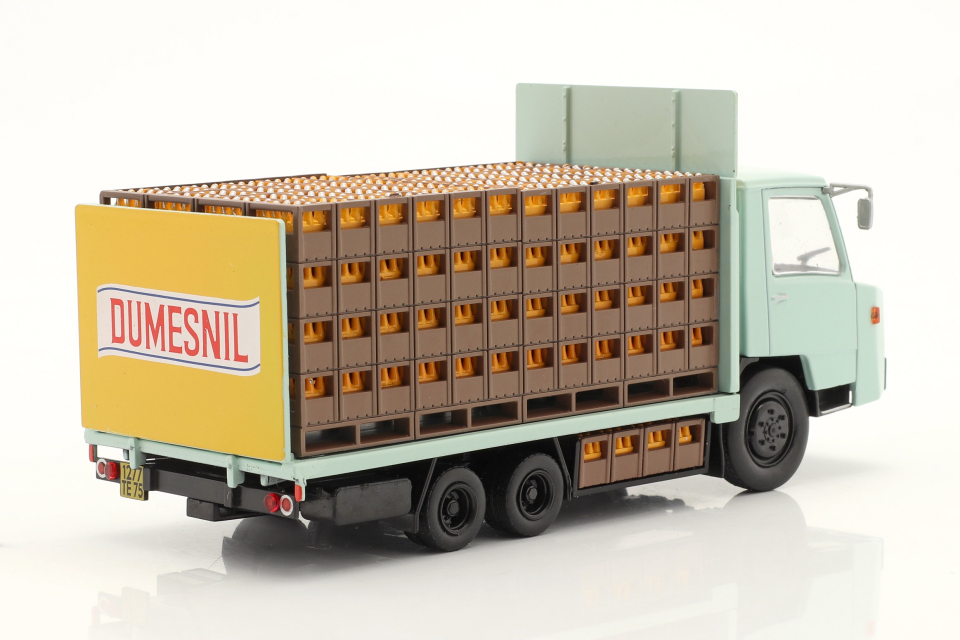 Berliet Tekel Getr&auml;nketransporter Baujahr 1966 hellblau  