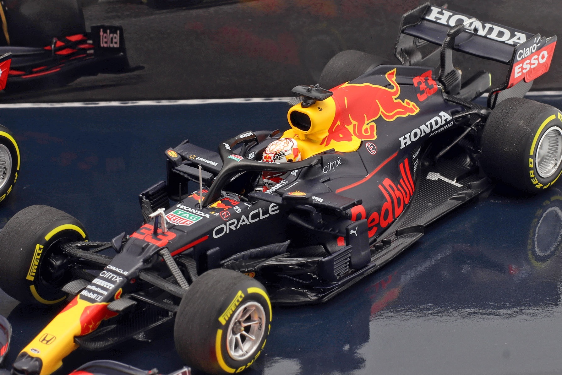 Verstappen #33 & Perez #11 2-Car Set Red Bull Racing RB16B Formel 1 2021  