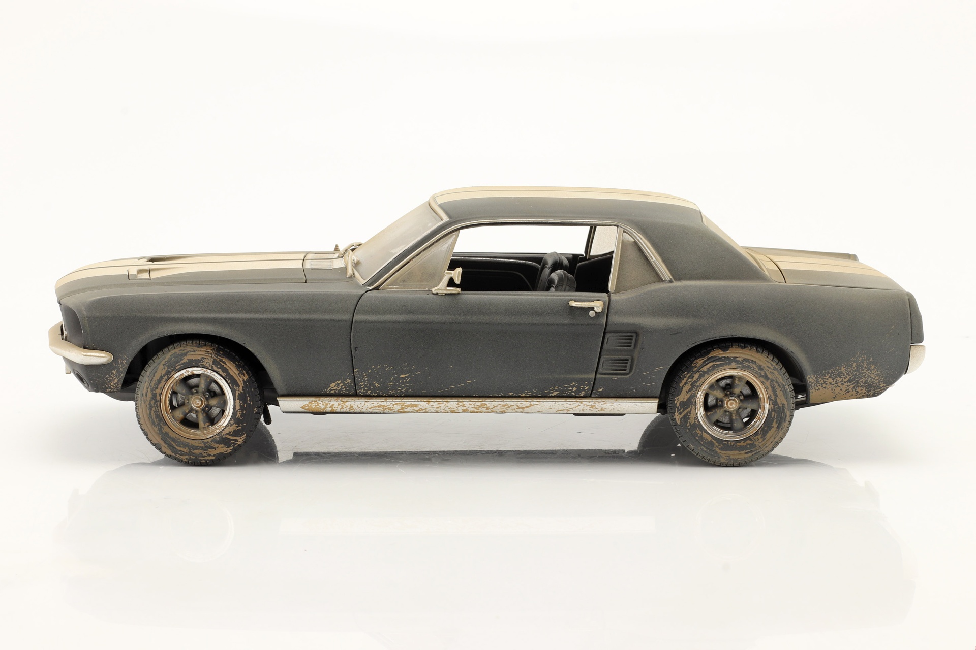 Ford Mustang Coupe 1967 Film Creed II (2018)  