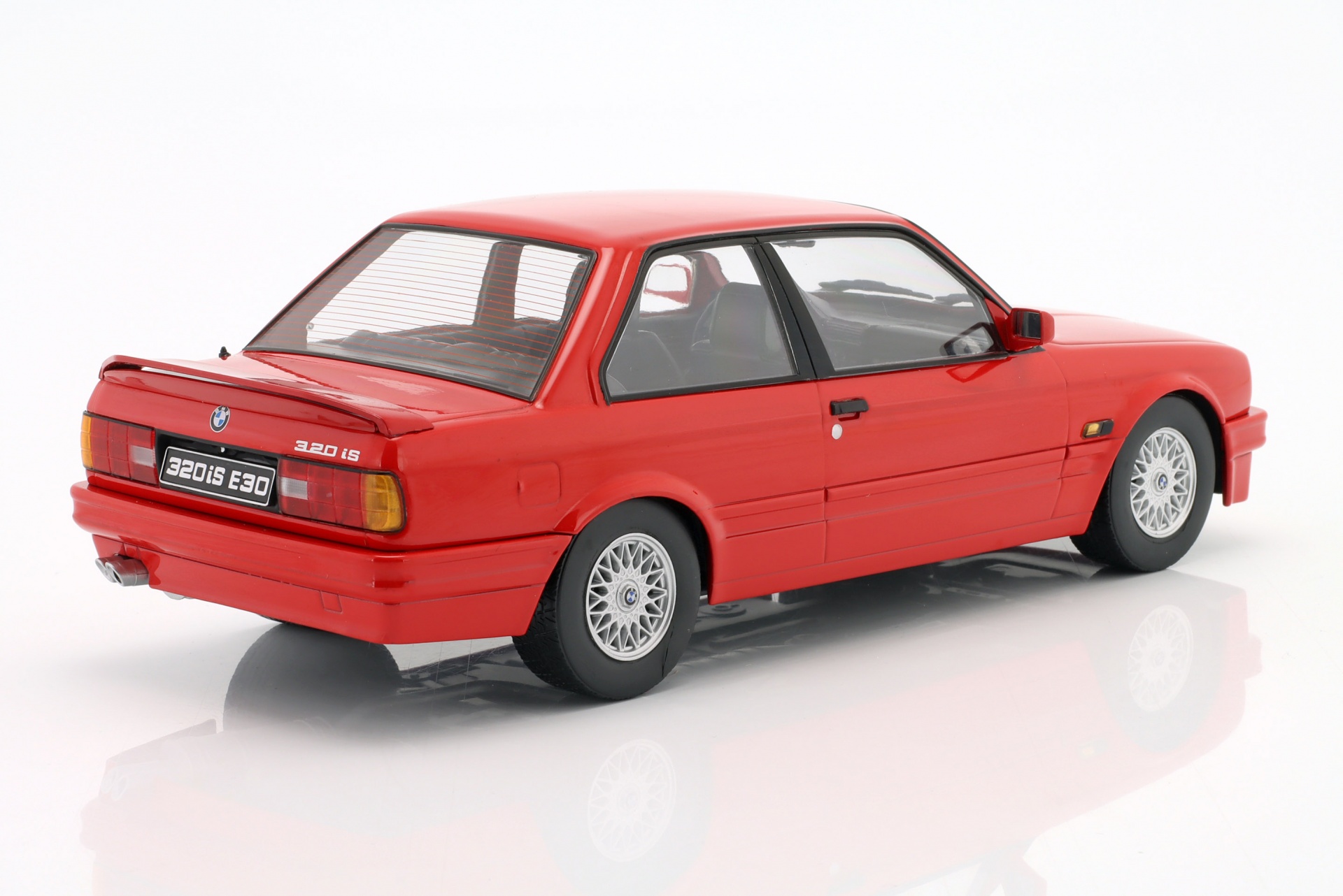 BMW 320iS E30 Italo M3 Baujahr 1989 rot  