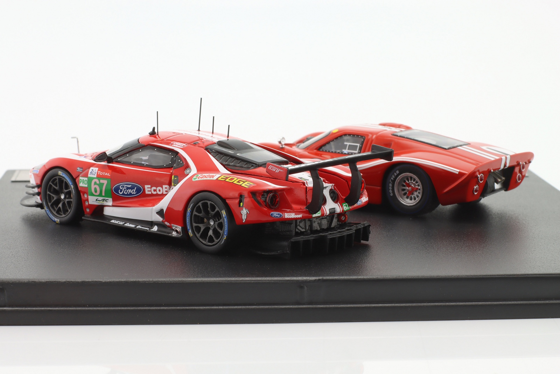2-Car Set 24h LeMans: Ford GT40 #1 1967 & Ford GT #67 2019  