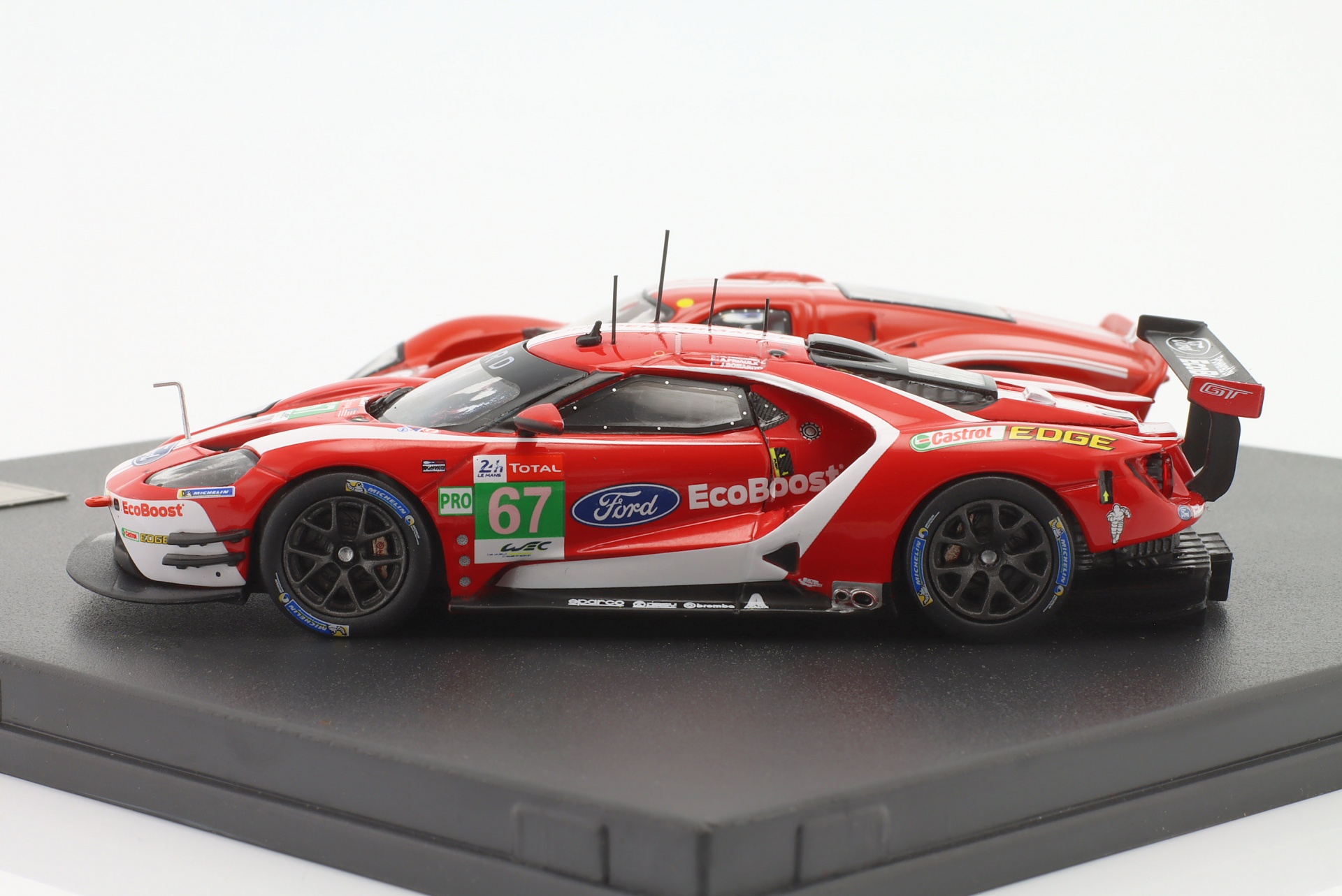 2-Car Set 24h LeMans: Ford GT40 #1 1967 & Ford GT #67 2019  