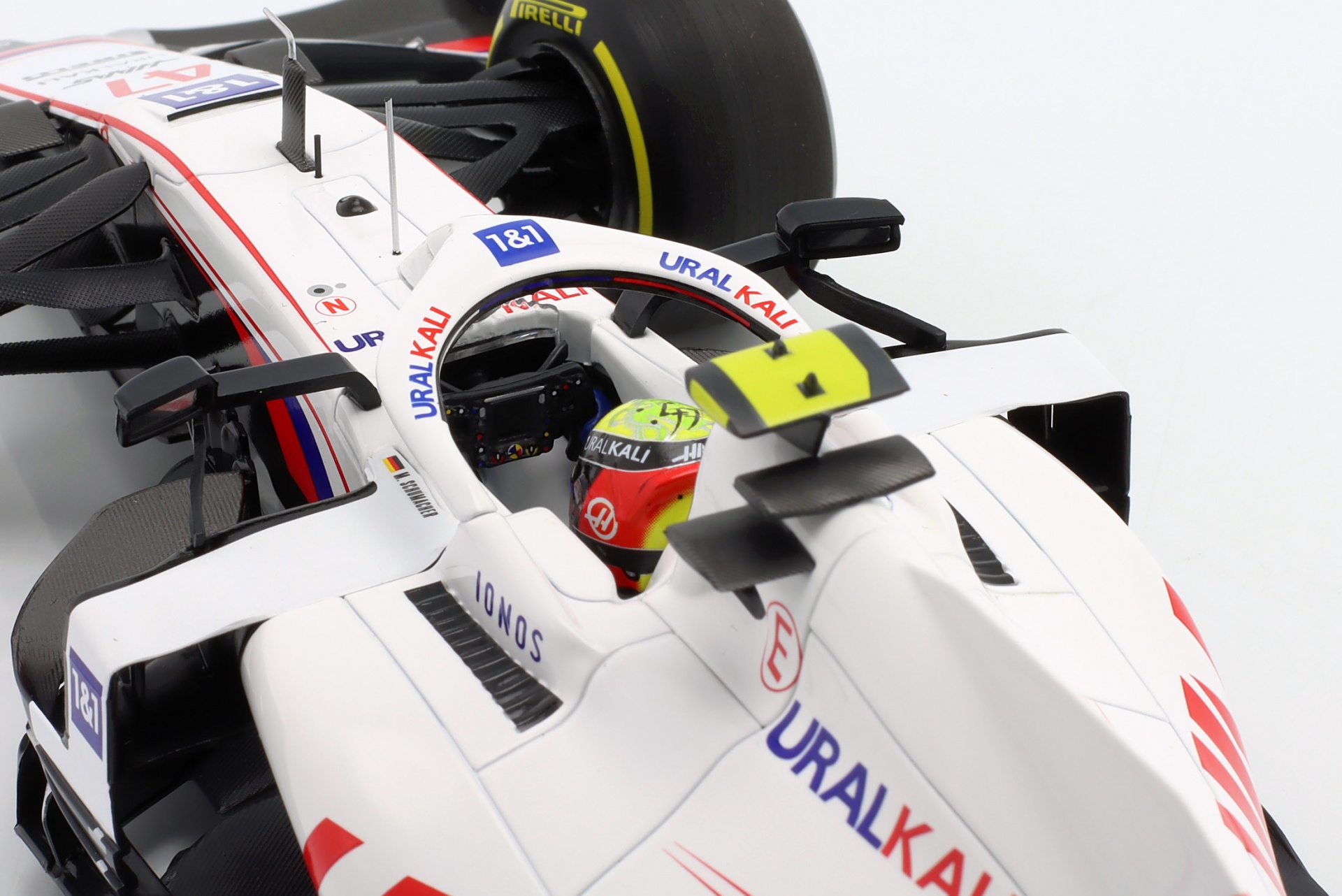 Mick Schumacher Haas VF-21 #47 Bahrain GP Formel 1 2021  