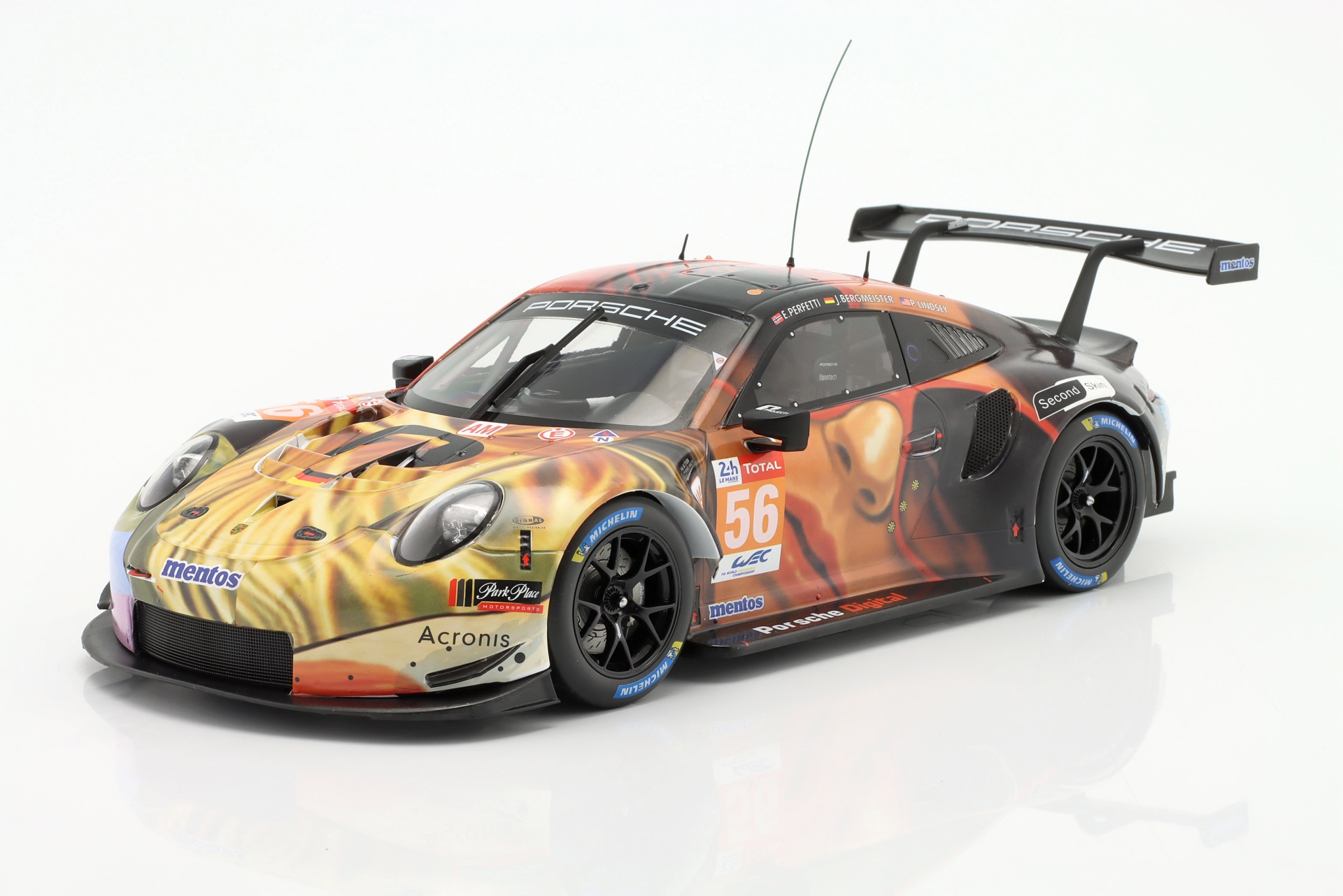 Porsche 911 RSR #56 Winner LMGTE AM 24h LeMans 2019 Team Project 1  