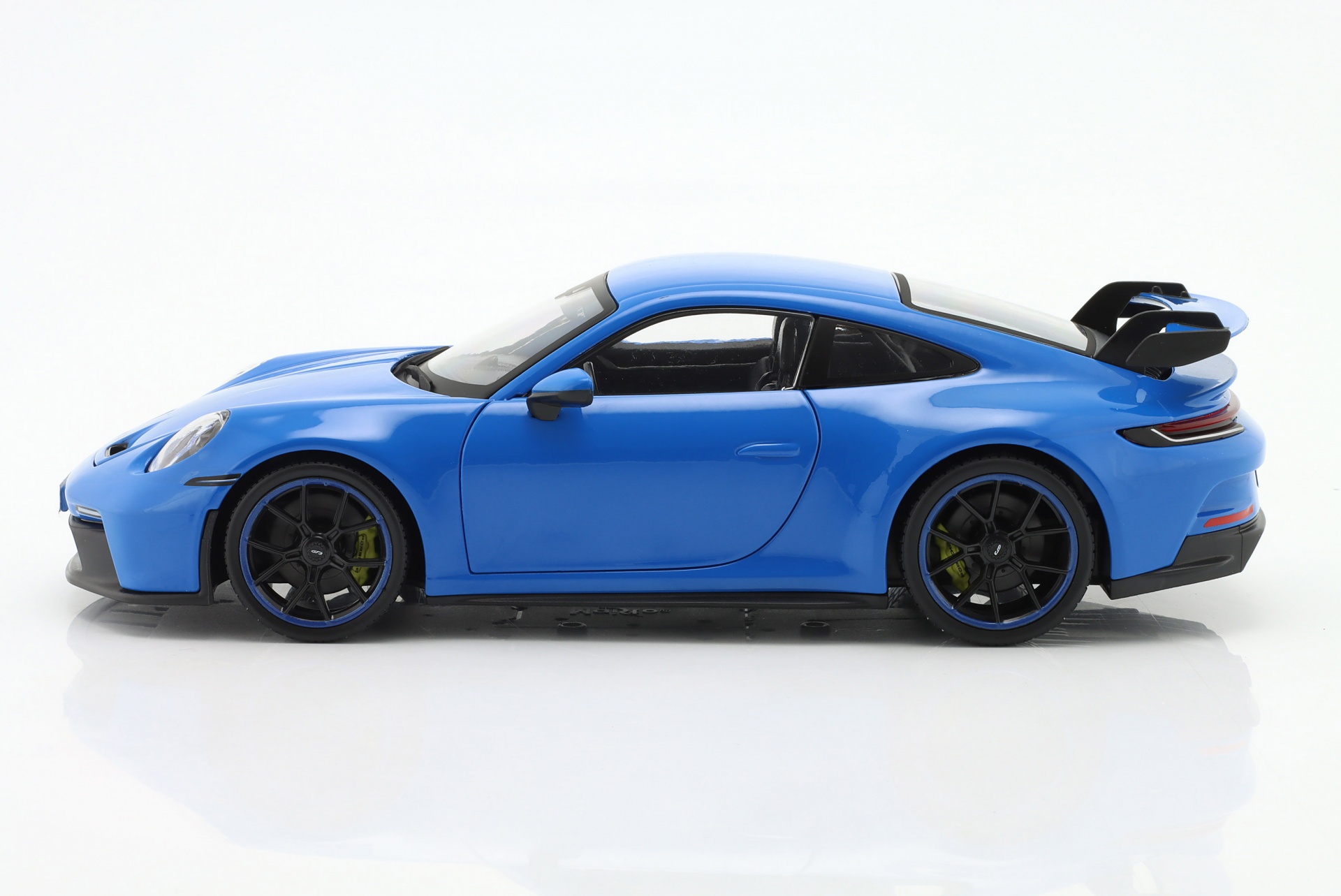 Porsche 911 (992) GT3 Baujahr 2022 shark blue  