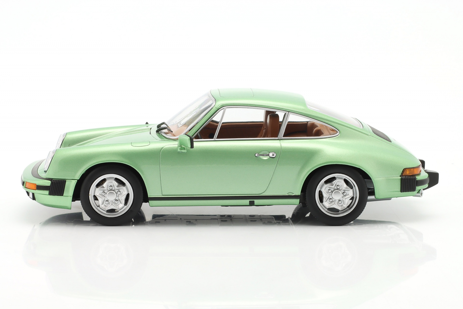Porsche 911 SC Coupe Baujahr 1978 hellgr&uuml;n metallic  