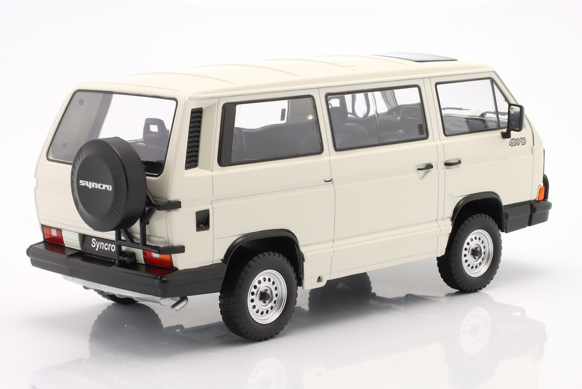 Volkswagen VW Bus T3 Syncro Baujahr 1987 wei&szlig;  