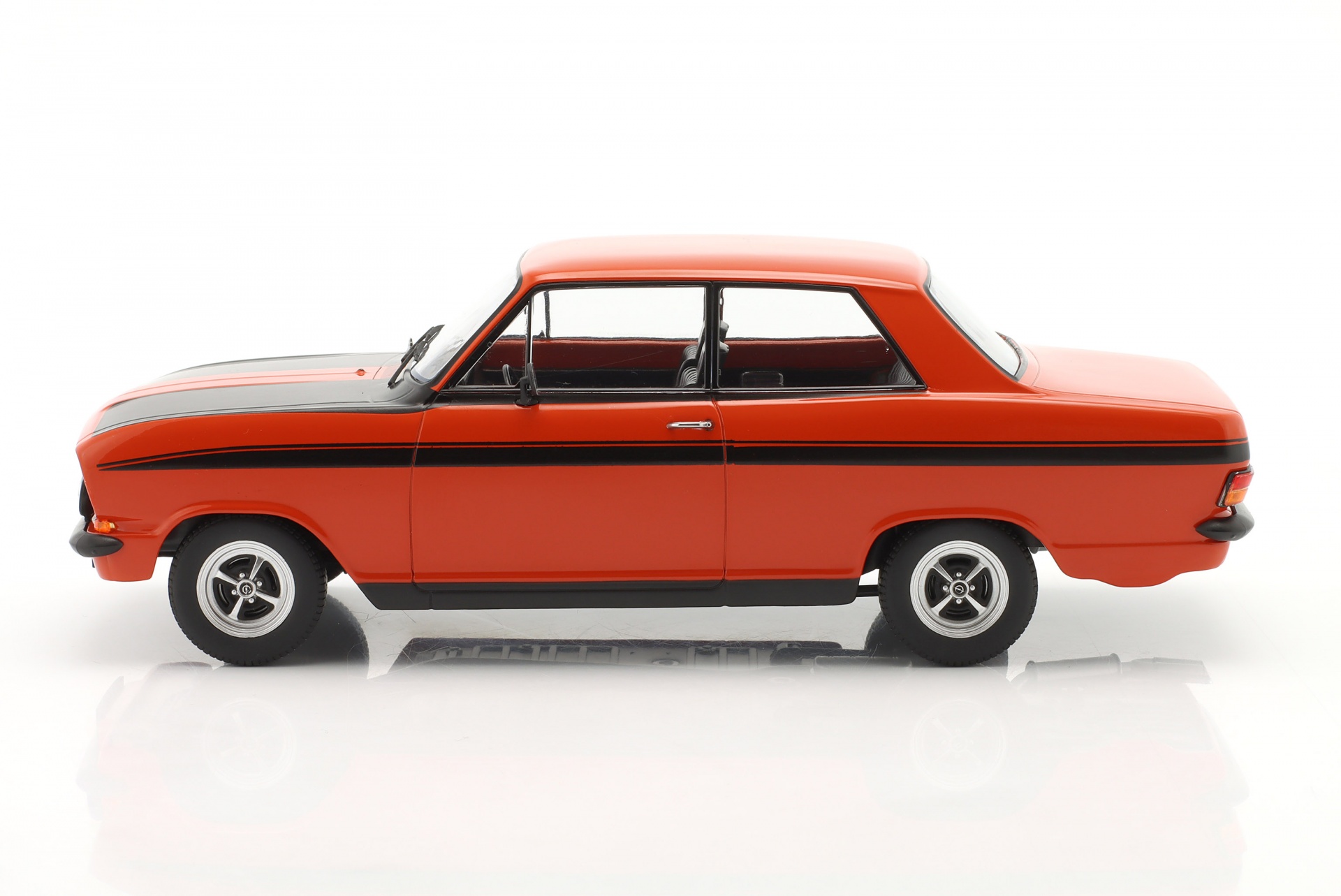 Opel Kadett B Sport Baujahr 1973 rot / schwarz  