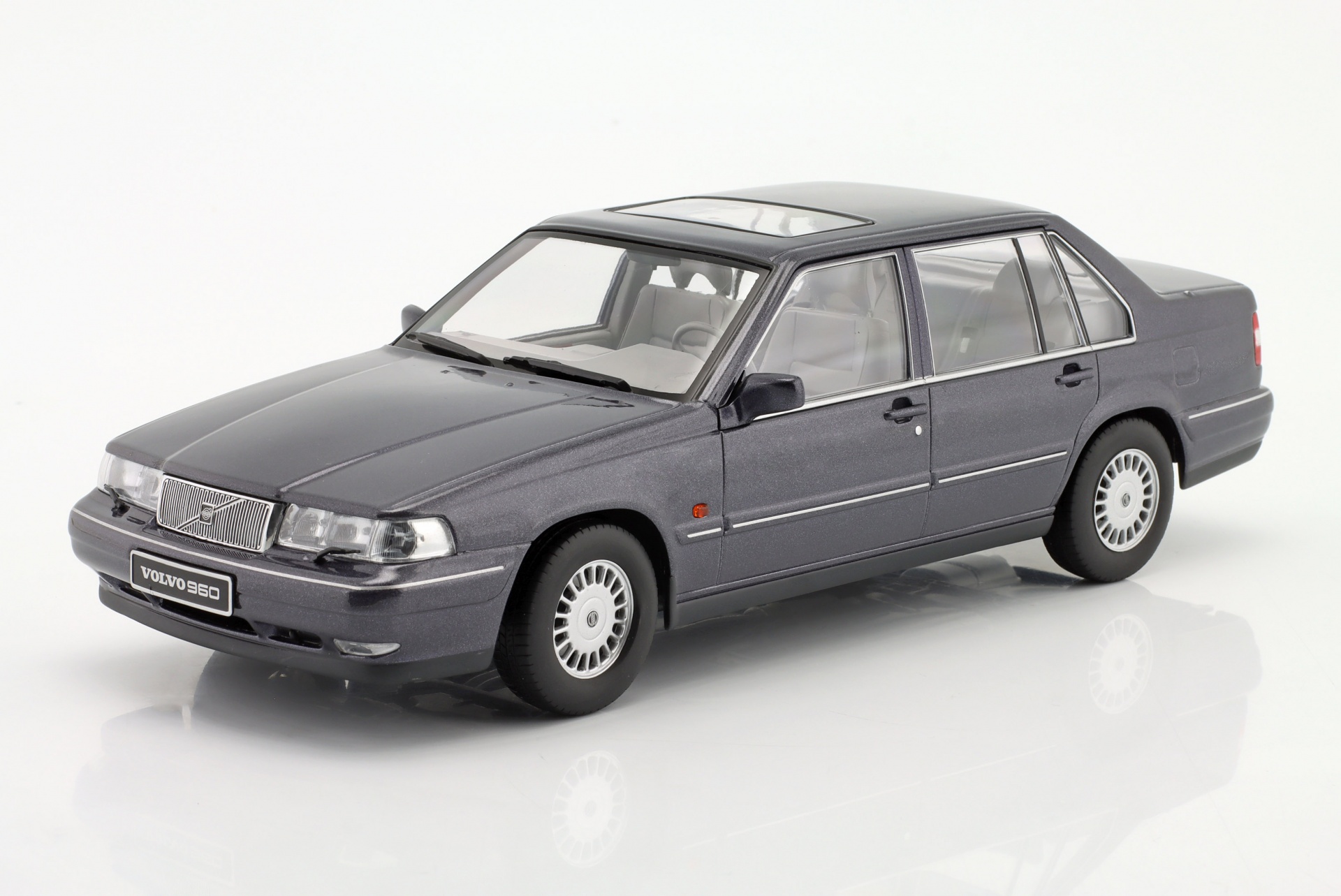 Volvo 960 Baujahr 1996 aubergine metallic  