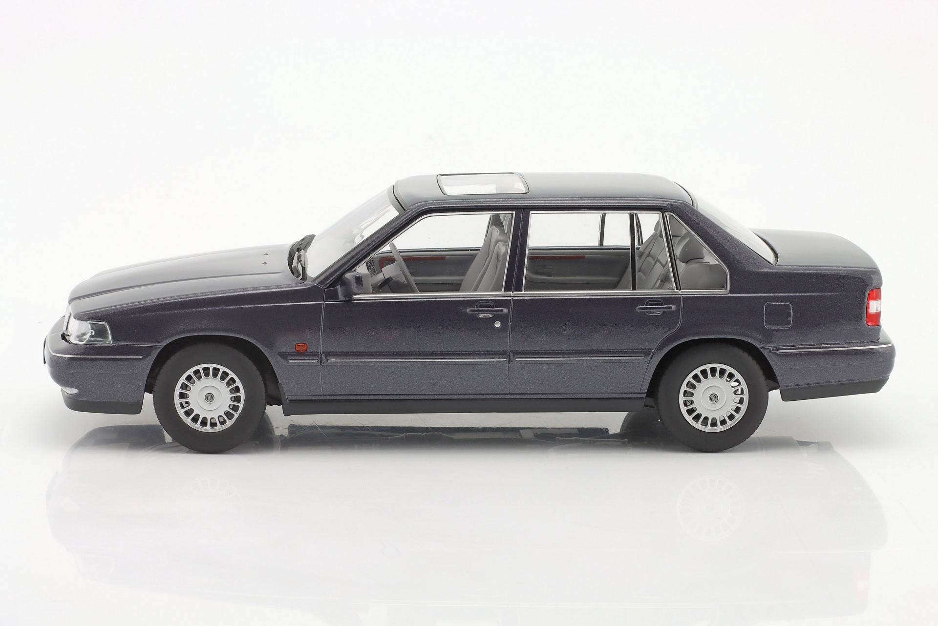 Volvo 960 Baujahr 1996 aubergine metallic  
