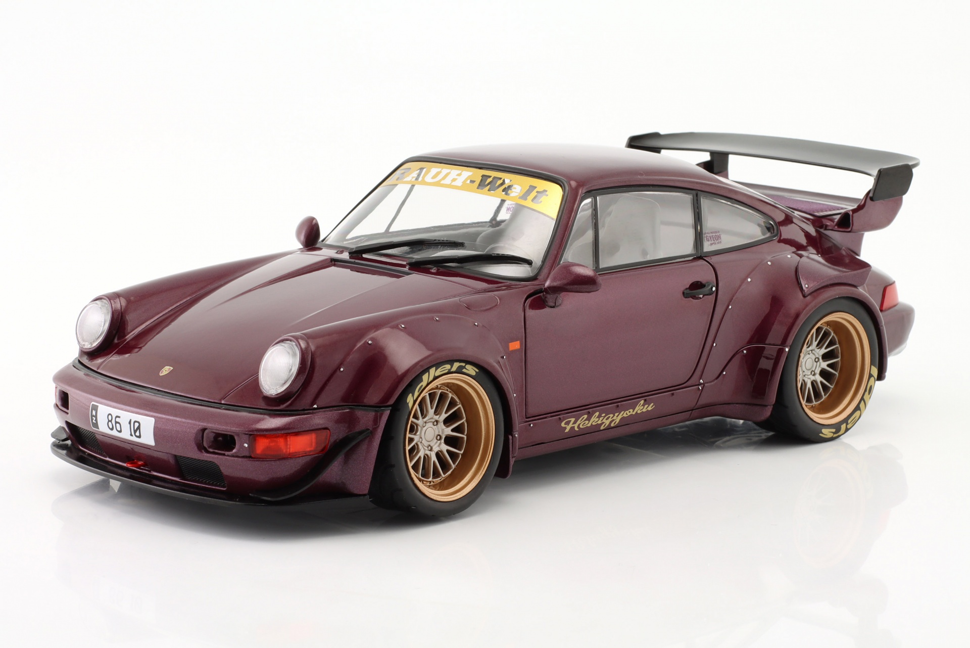 Porsche 911 (964) RWB Rauh-Welt Hekigyoku Baujahr 2022 violett  