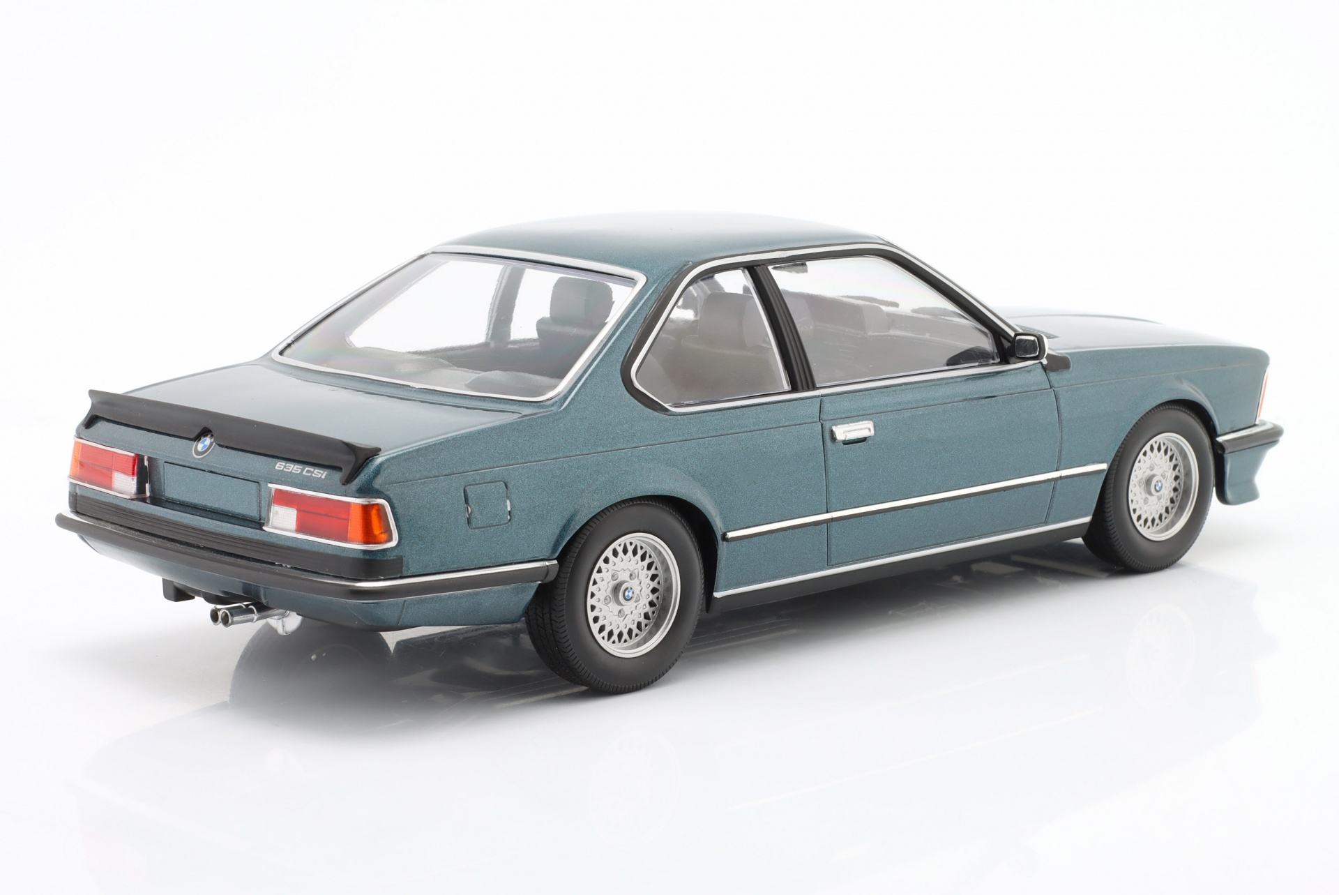 BMW 635 CSi Baujahr 1982 petrolblau metallic  