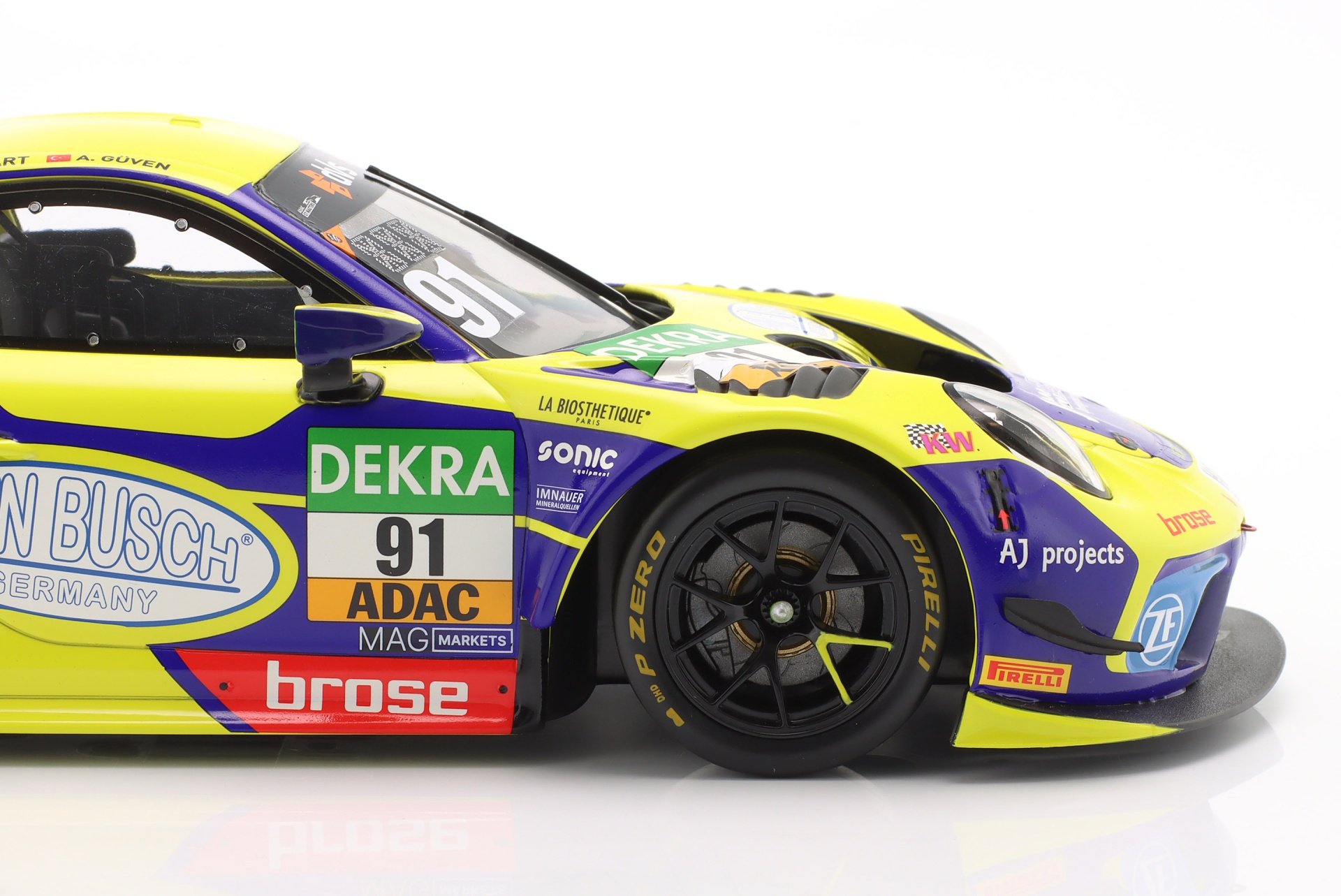 Porsche 911 GT3 R #91 ADAC GT Masters Vize Champions 2022 Engelhart, G&uuml;ven  