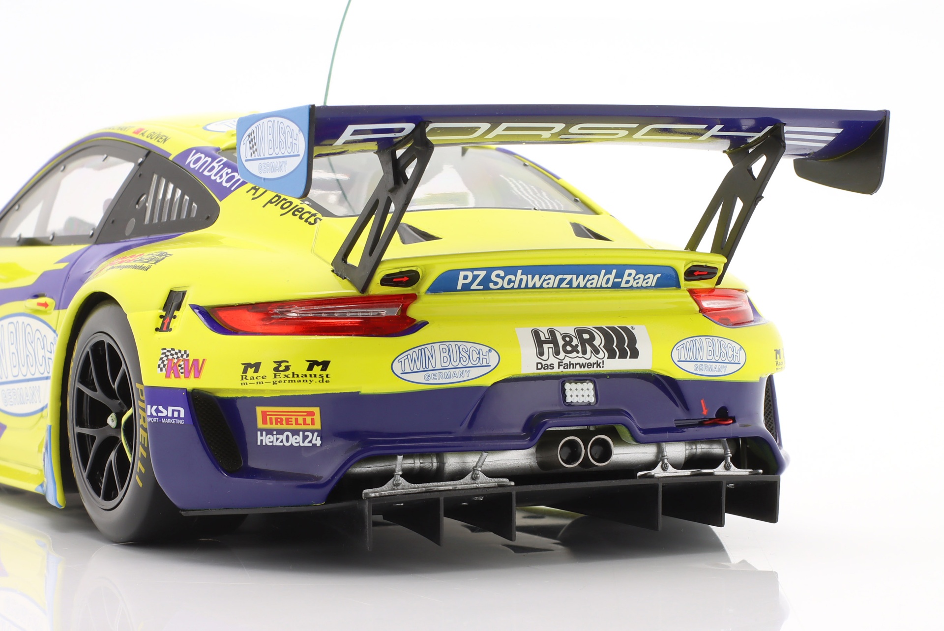 Porsche 911 GT3 R #91 ADAC GT Masters Vize Champions 2022 Engelhart, G&uuml;ven  