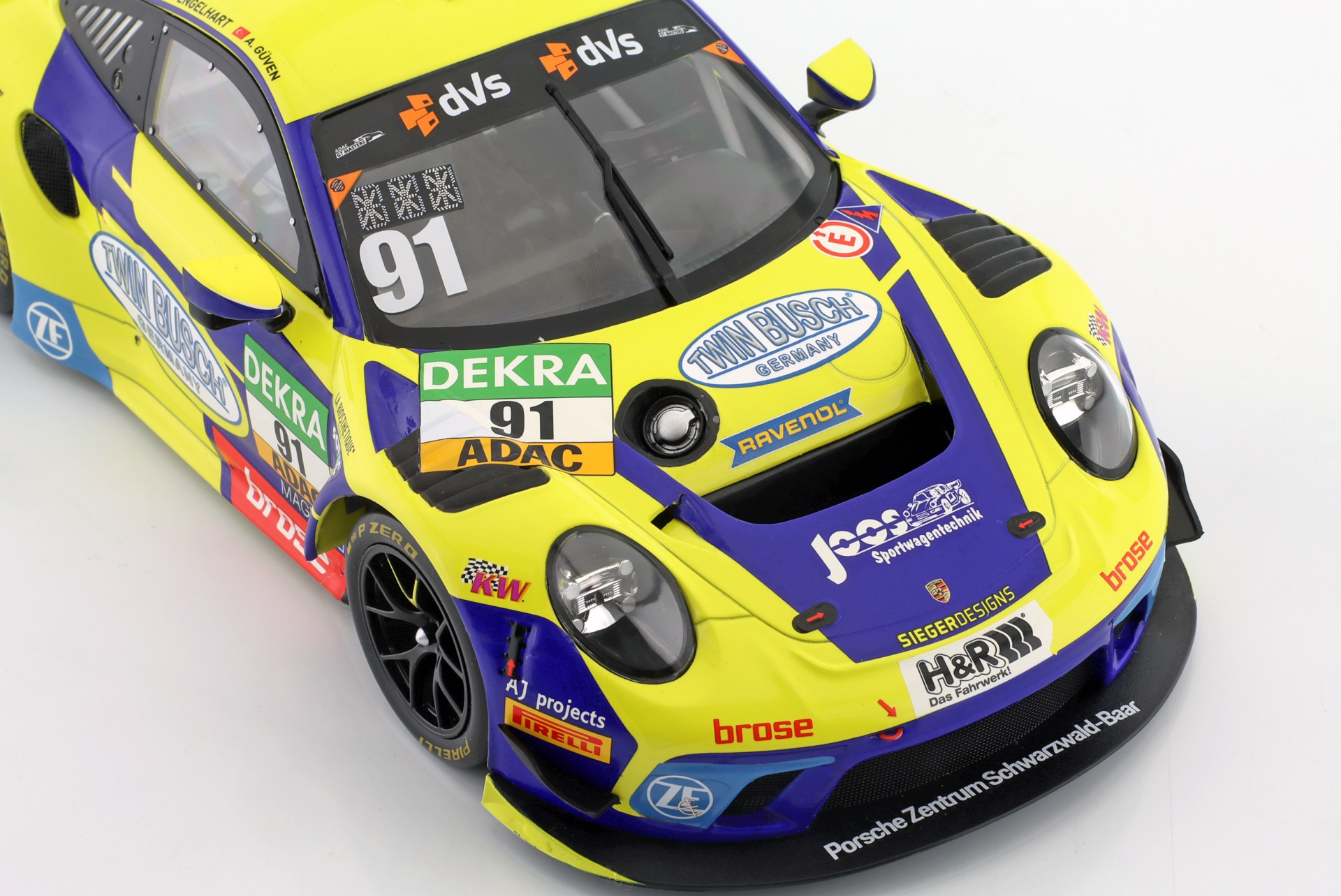 Porsche 911 GT3 R #91 ADAC GT Masters Vize Champions 2022 Engelhart, G&uuml;ven  