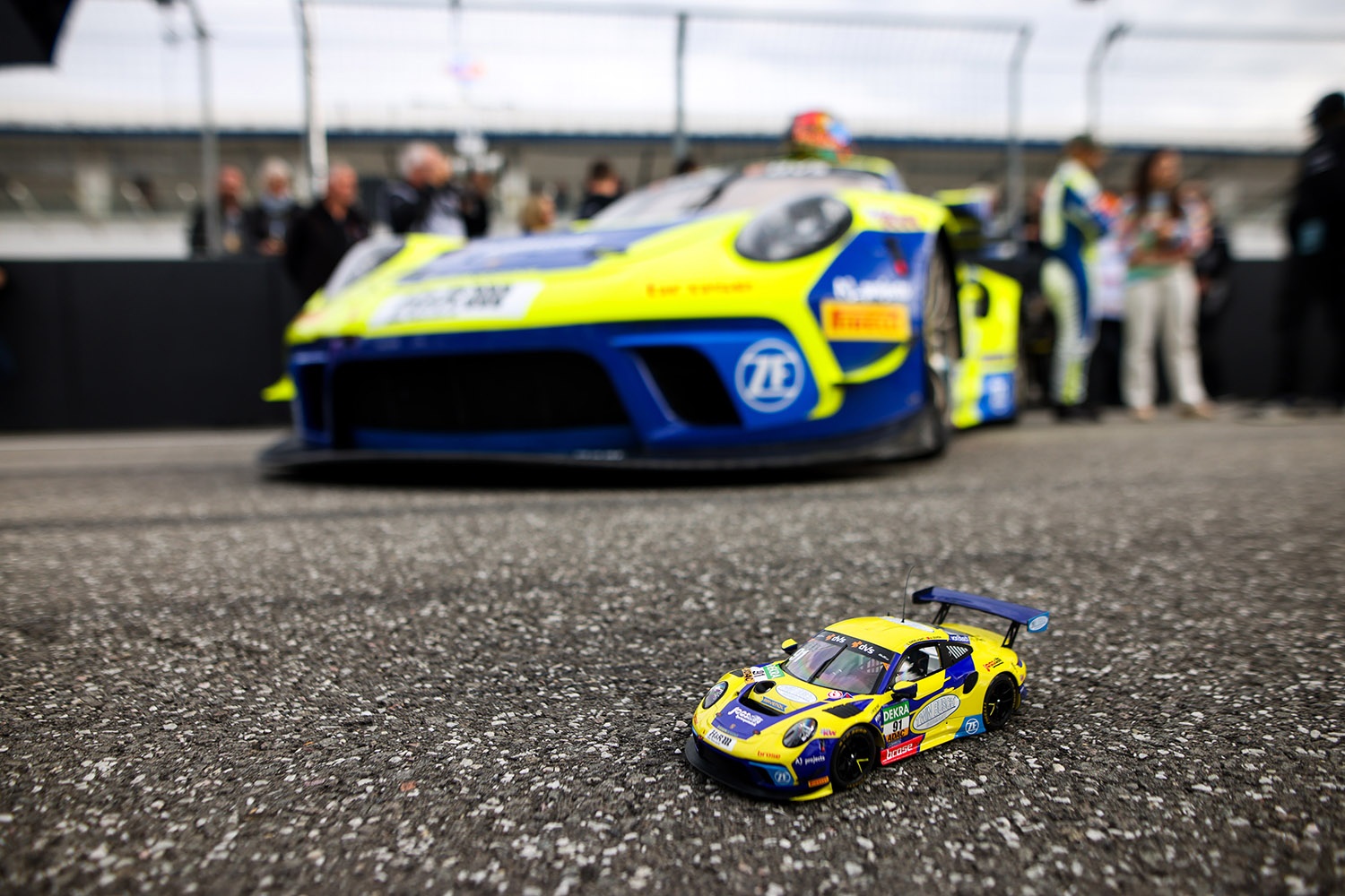 Porsche 911 GT3 R #91 ADAC GT Masters Vize Champions 2022 Engelhart, G&uuml;ven  