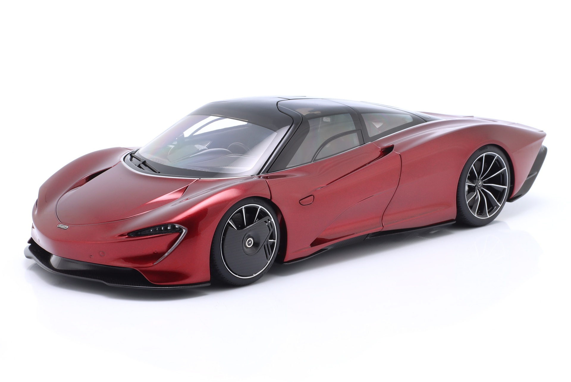McLaren Speedtail Baujahr 2020 vulkanrot  