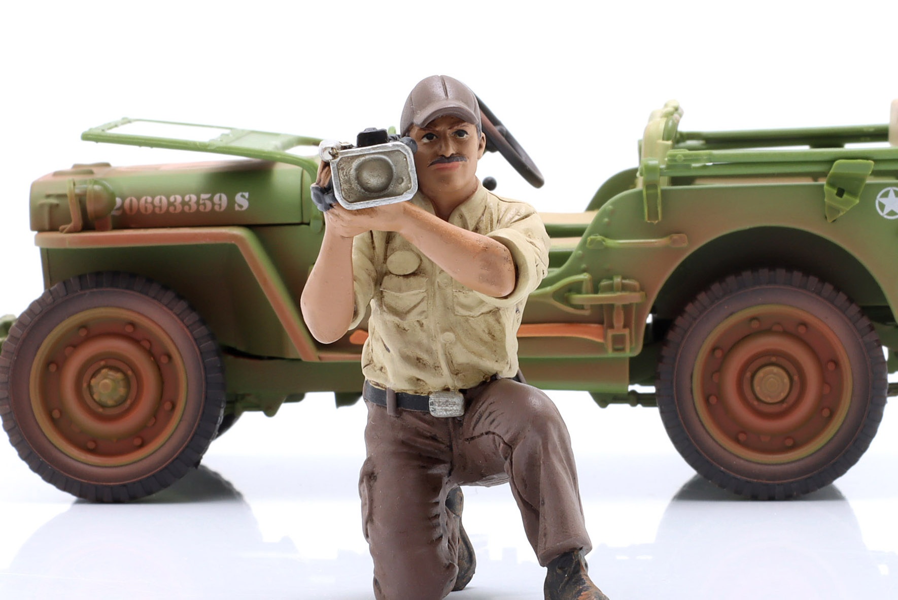 Mechanic Crew Offroad Camel Trophy Figur #7  