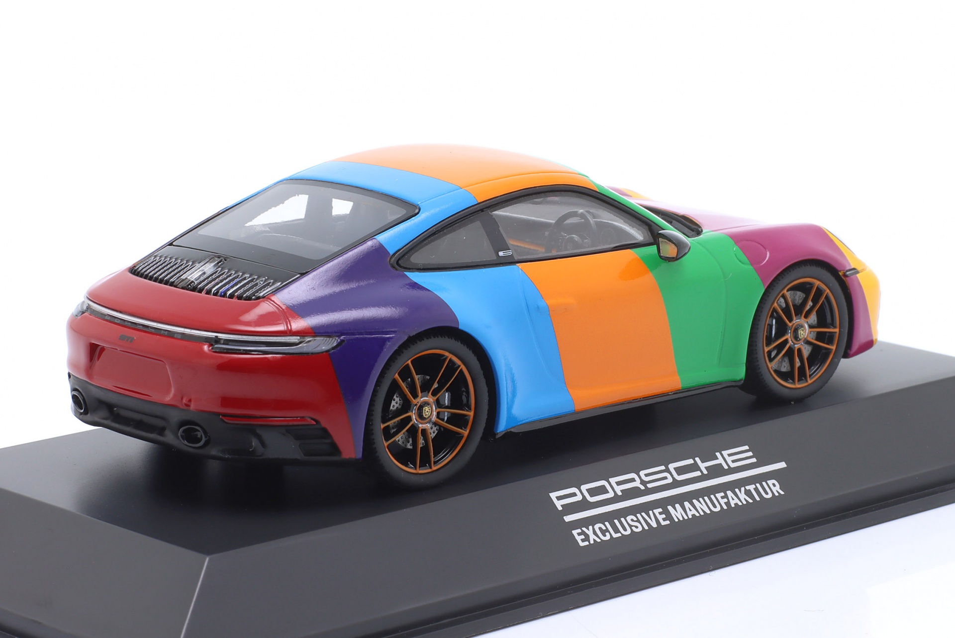 Porsche 911 (992) Carrera GTS 30 Jahre Porsche Thailand Edition  