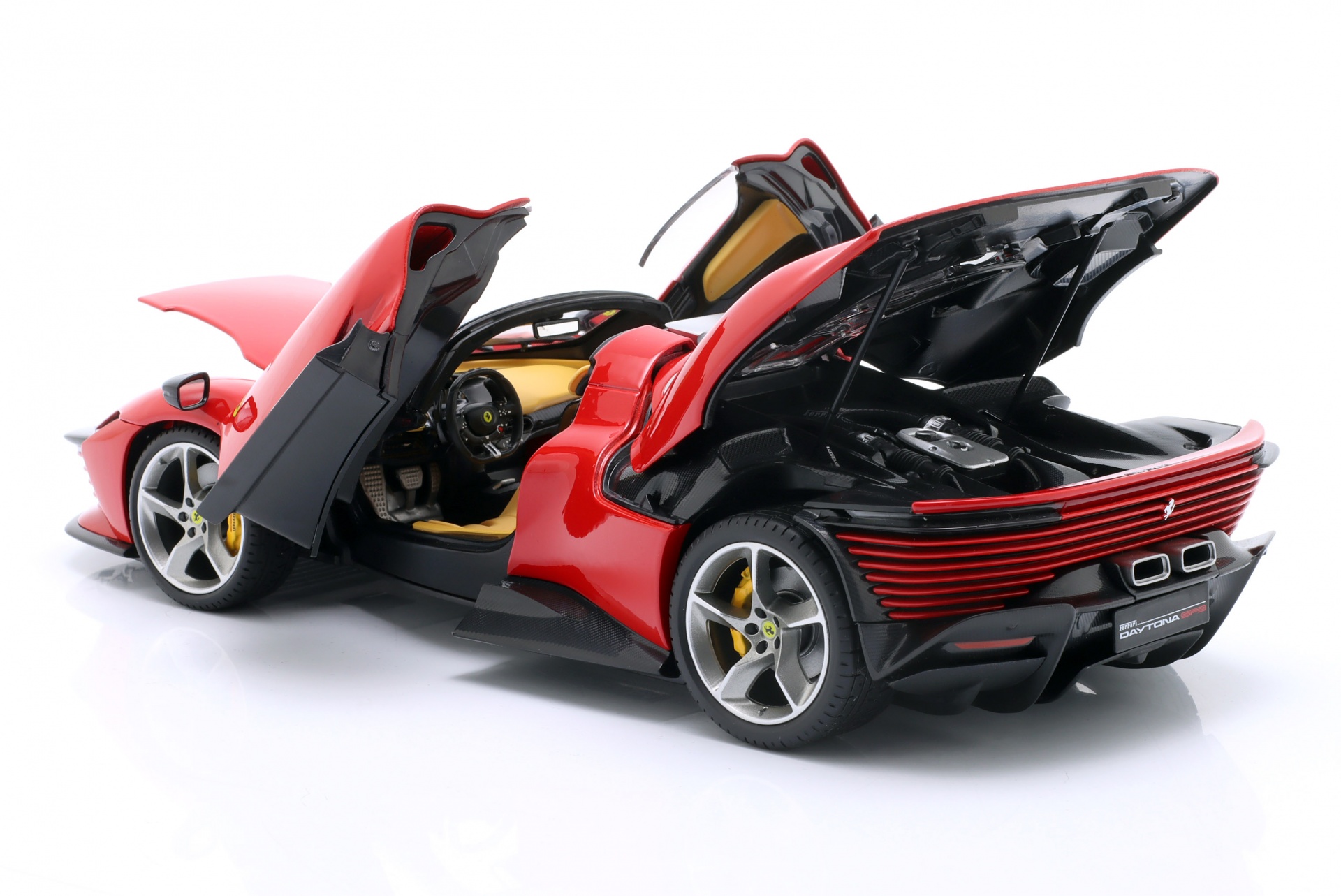 Ferrari Daytona SP3 Closed Top 2022 corsa rot   Signature